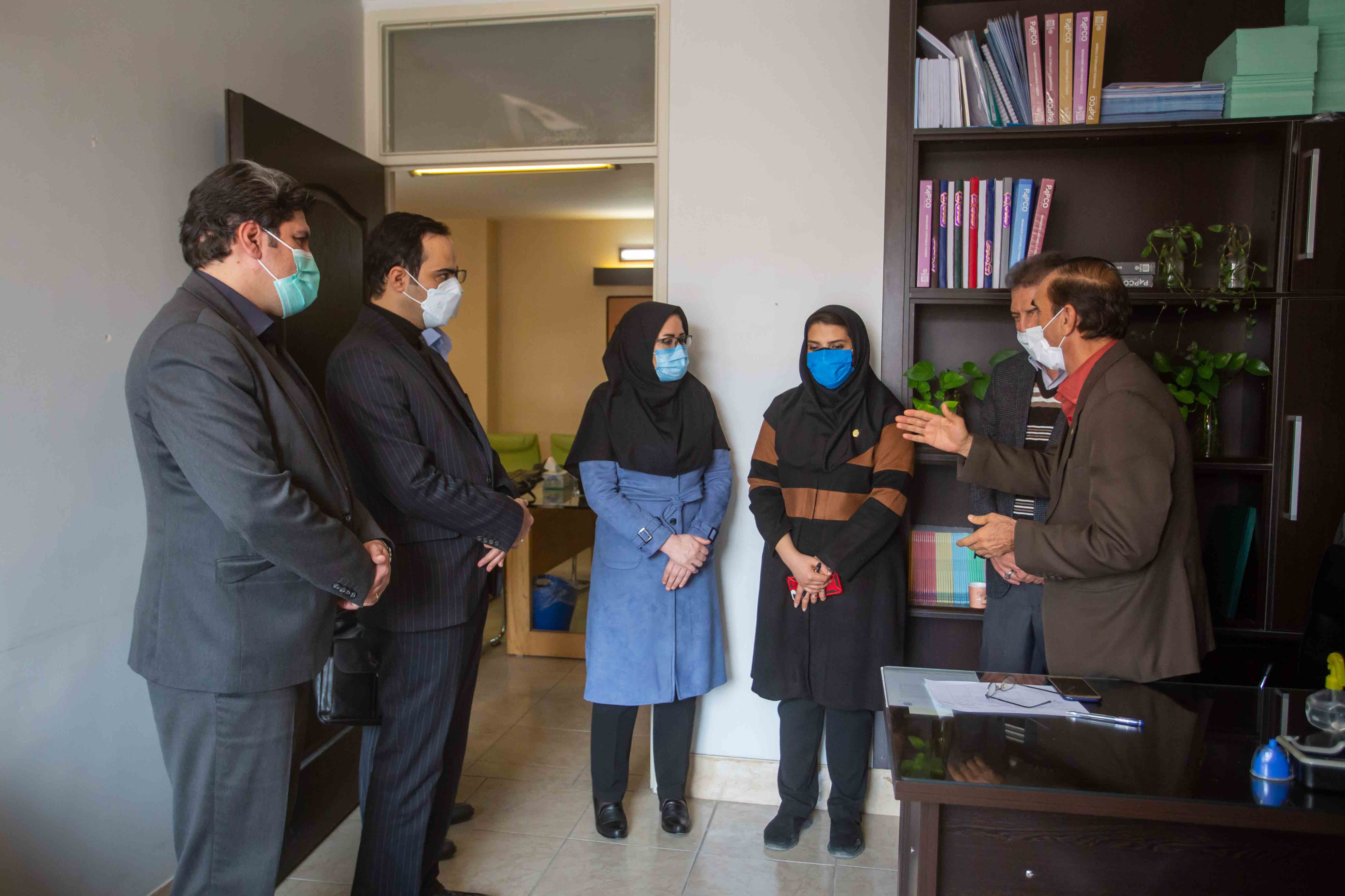 بازدید دو ساعته ی رئیس و اعضای هیئت مدیره از موسسه ی معاضدت قضائی کانون وکلای دادگستری استان اصفهان  